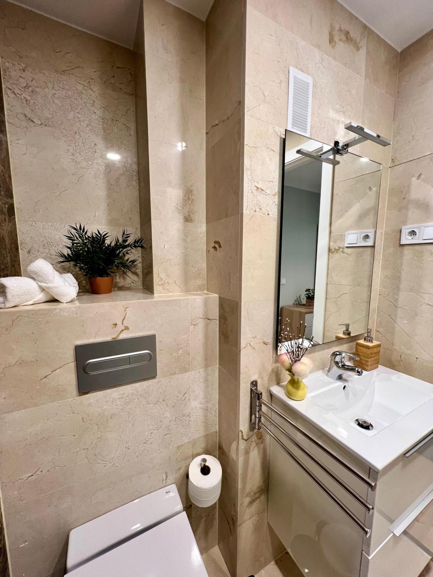 Apartamentos Prestige Suites Malaga IV מראה חיצוני תמונה