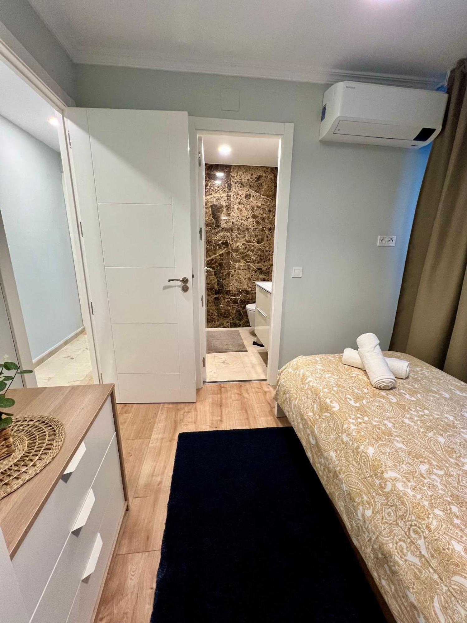 Apartamentos Prestige Suites Malaga IV מראה חיצוני תמונה