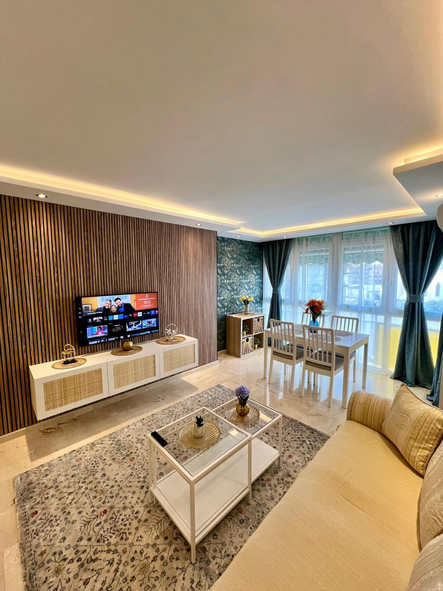 Apartamentos Prestige Suites Malaga IV מראה חיצוני תמונה